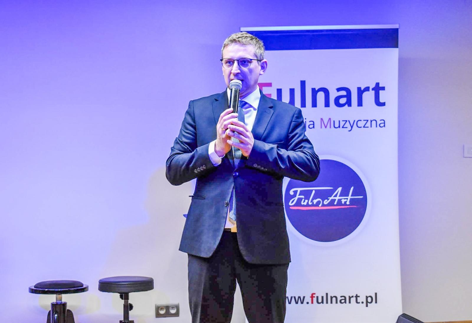 Zdjęcie w galerii na portalu naszraciborz.pl: Uczniowie Ogniska Fulnart wprowadzili świąteczny nastrój na Zamku Piastowskim wiadomości z regionu