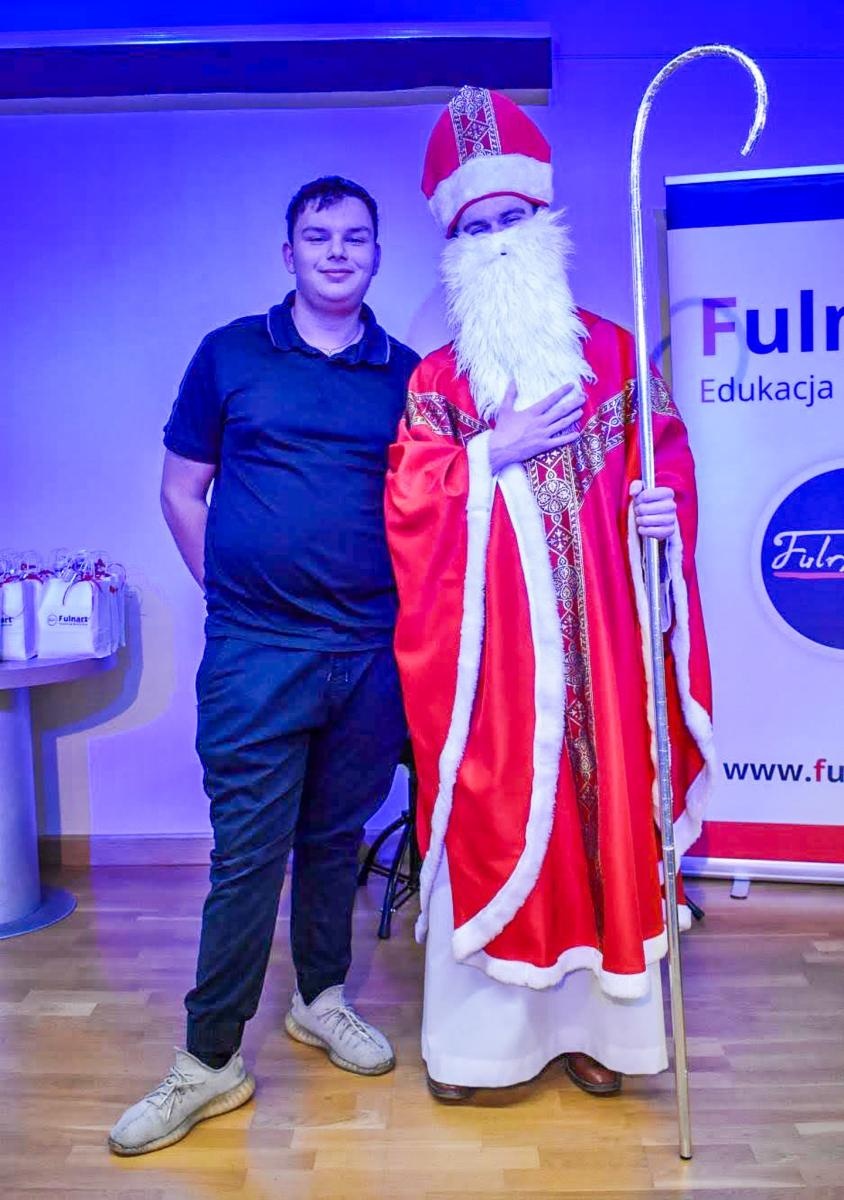 Zdjęcie w galerii na portalu naszraciborz.pl: Uczniowie Ogniska Fulnart wprowadzili świąteczny nastrój na Zamku Piastowskim wiadomości z regionu