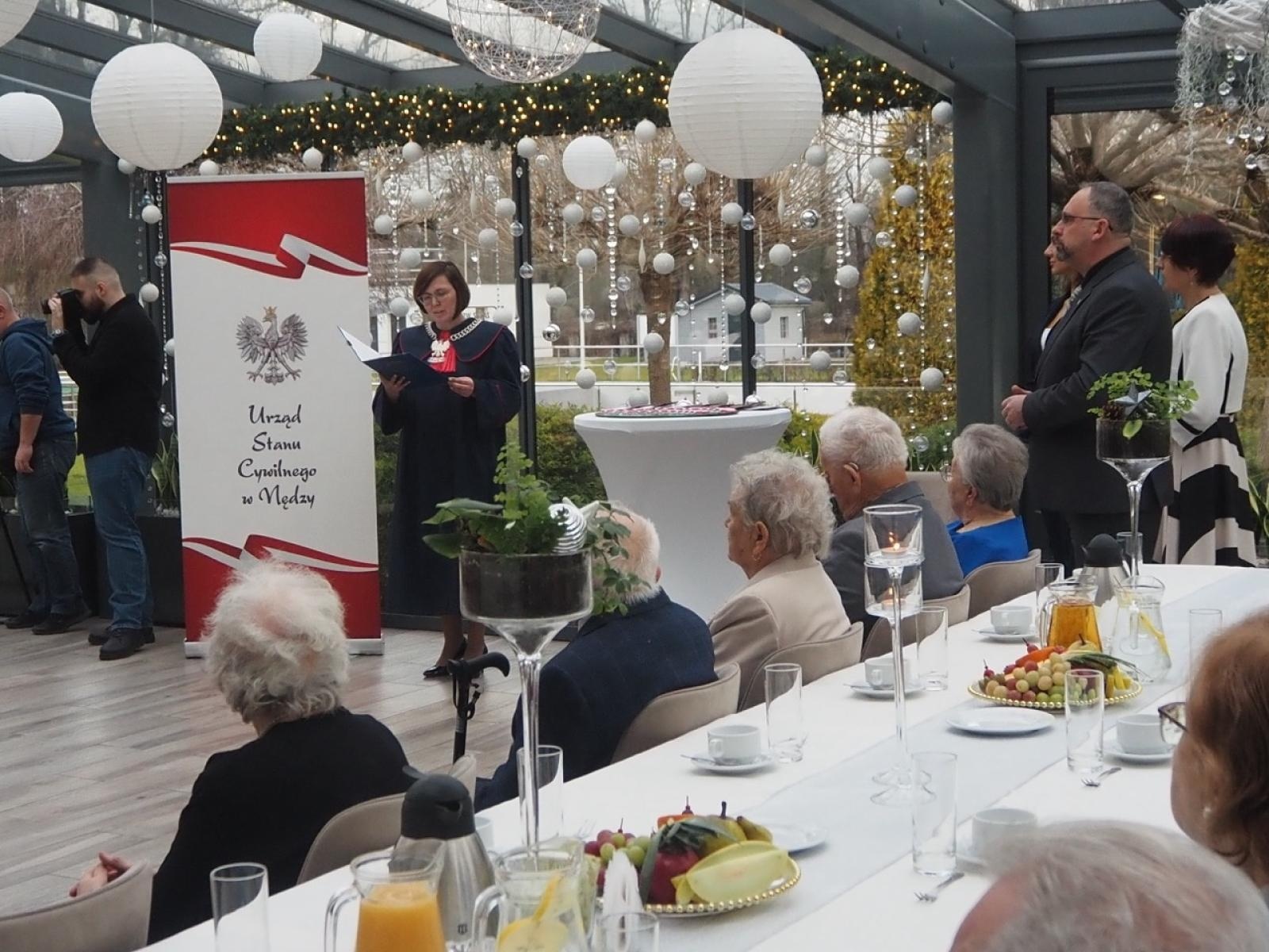 Zdjęcie w galerii na portalu naszraciborz.pl: Dwadzieścia par z gminy Nędza świętowało złote, diamentowe i żelazne gody [FOTO i WIDEO] wiadomości z regionu