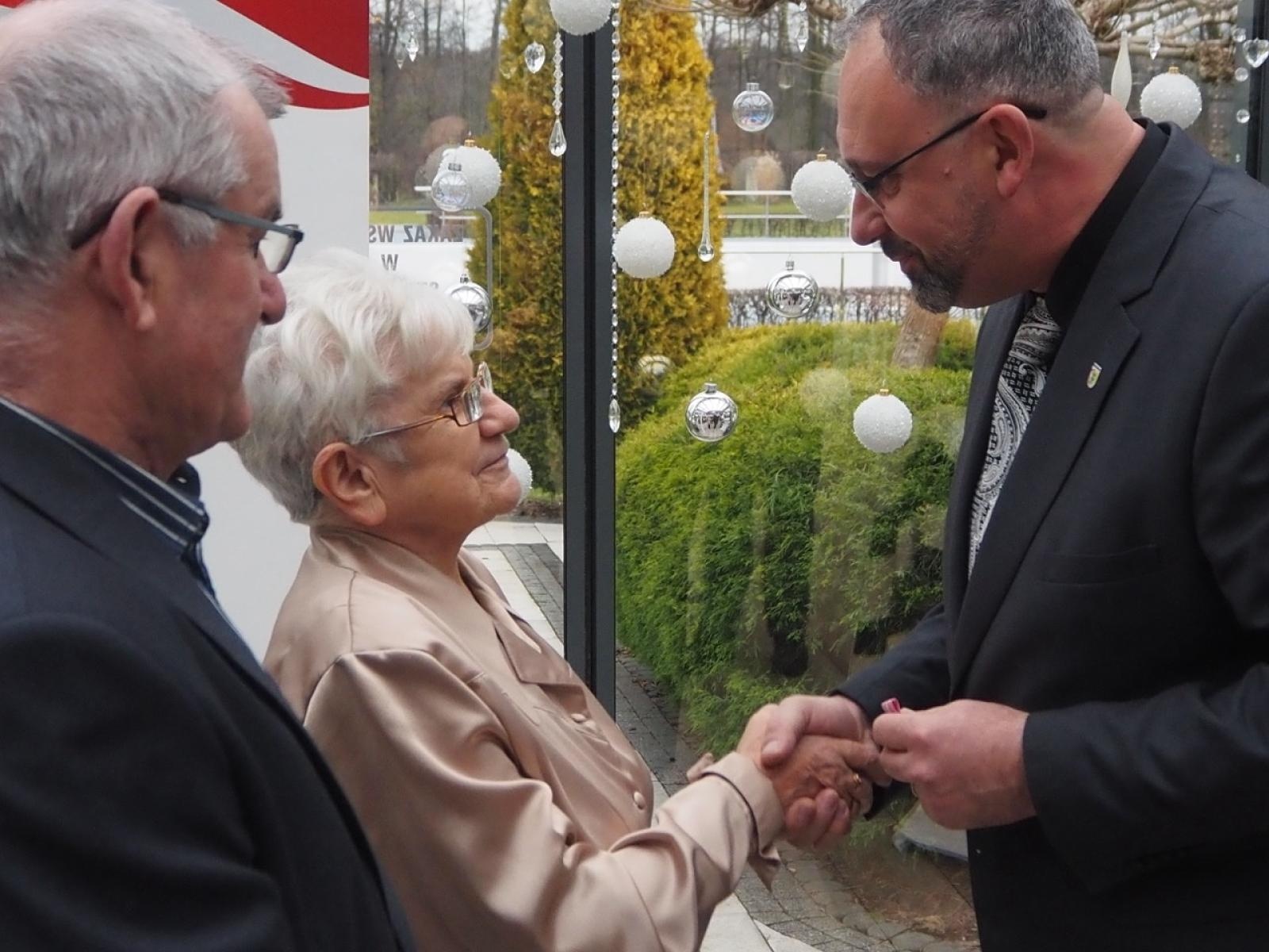 Zdjęcie w galerii na portalu naszraciborz.pl: Dwadzieścia par z gminy Nędza świętowało złote, diamentowe i żelazne gody [FOTO i WIDEO] wiadomości z regionu