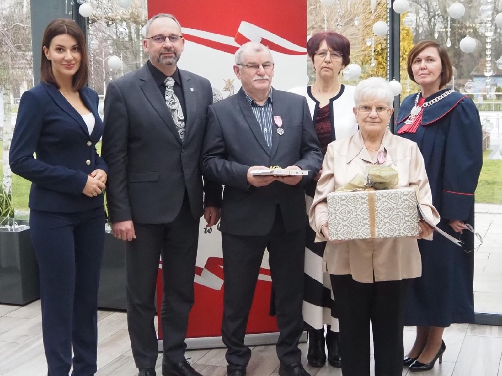 Zdjęcie w galerii na portalu naszraciborz.pl: Dwadzieścia par z gminy Nędza świętowało złote, diamentowe i żelazne gody [FOTO i WIDEO] wiadomości z regionu