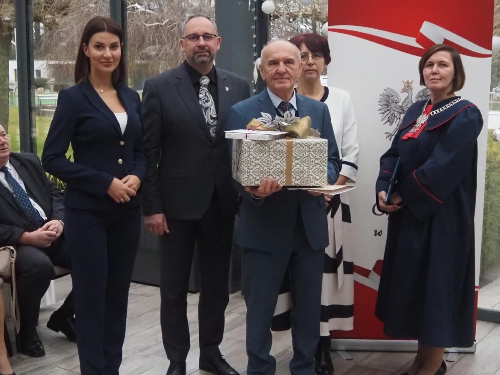 Zdjęcie w galerii na portalu naszraciborz.pl: Dwadzieścia par z gminy Nędza świętowało złote, diamentowe i żelazne gody [FOTO i WIDEO] wiadomości z regionu