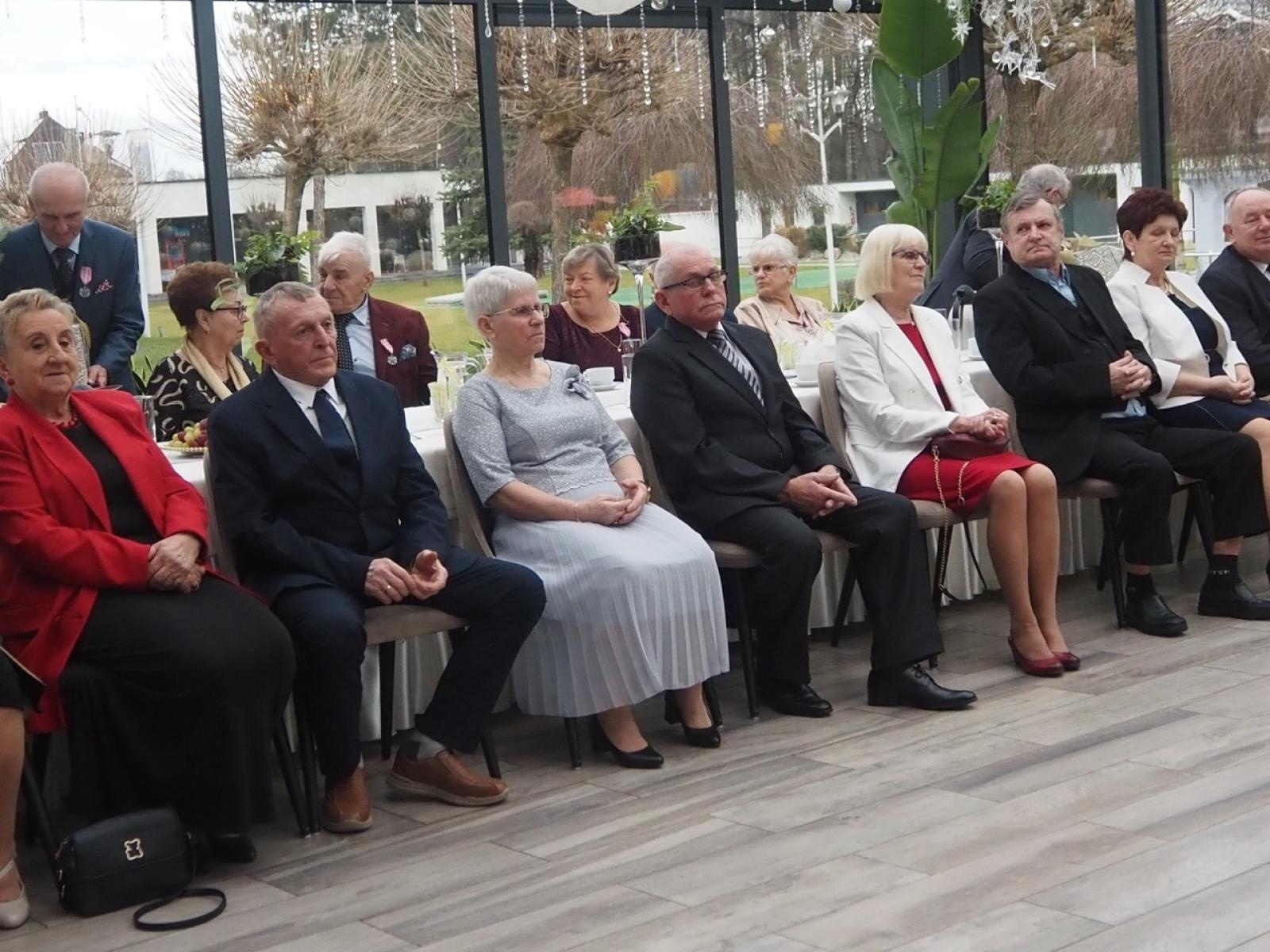 Zdjęcie w galerii na portalu naszraciborz.pl: Dwadzieścia par z gminy Nędza świętowało złote, diamentowe i żelazne gody [FOTO i WIDEO] wiadomości z regionu