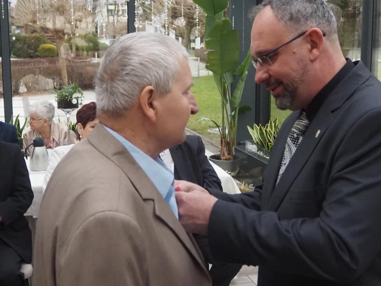 Zdjęcie w galerii na portalu naszraciborz.pl: Dwadzieścia par z gminy Nędza świętowało złote, diamentowe i żelazne gody [FOTO i WIDEO] wiadomości z regionu