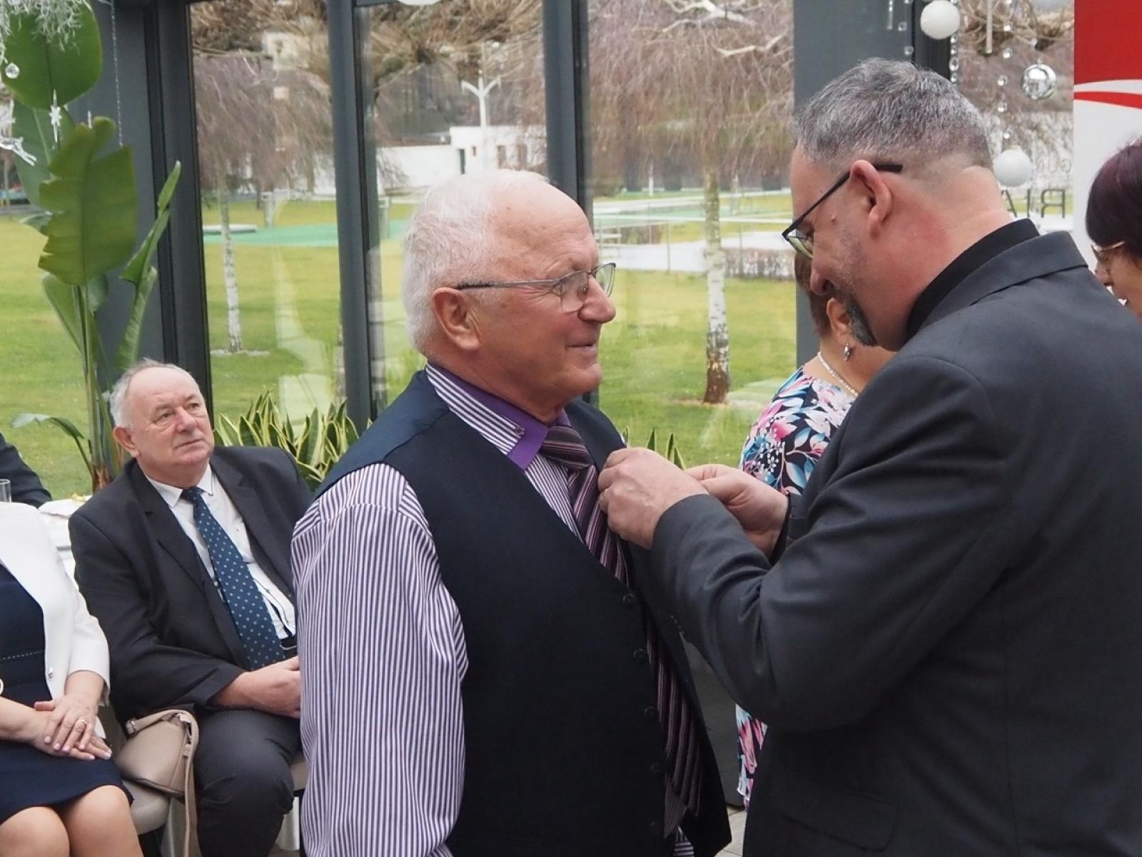 Zdjęcie w galerii na portalu naszraciborz.pl: Dwadzieścia par z gminy Nędza świętowało złote, diamentowe i żelazne gody [FOTO i WIDEO] wiadomości z regionu