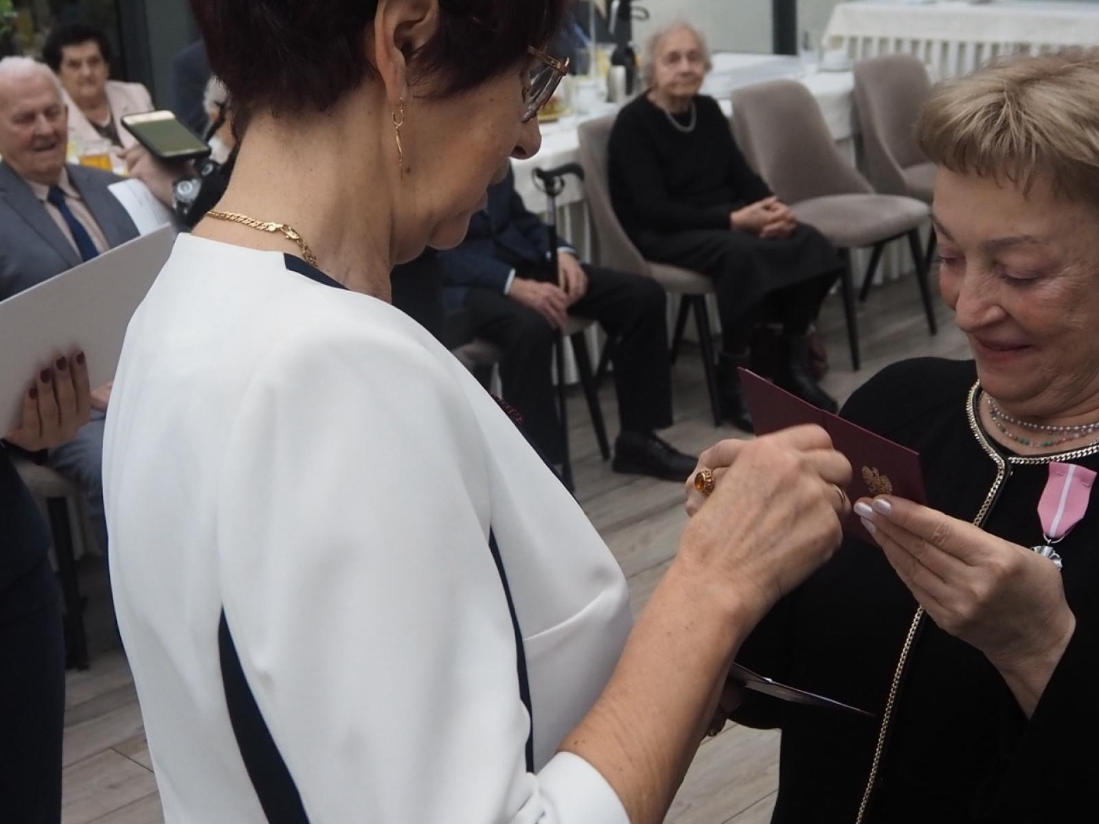 Zdjęcie w galerii na portalu naszraciborz.pl: Dwadzieścia par z gminy Nędza świętowało złote, diamentowe i żelazne gody [FOTO i WIDEO] wiadomości z regionu