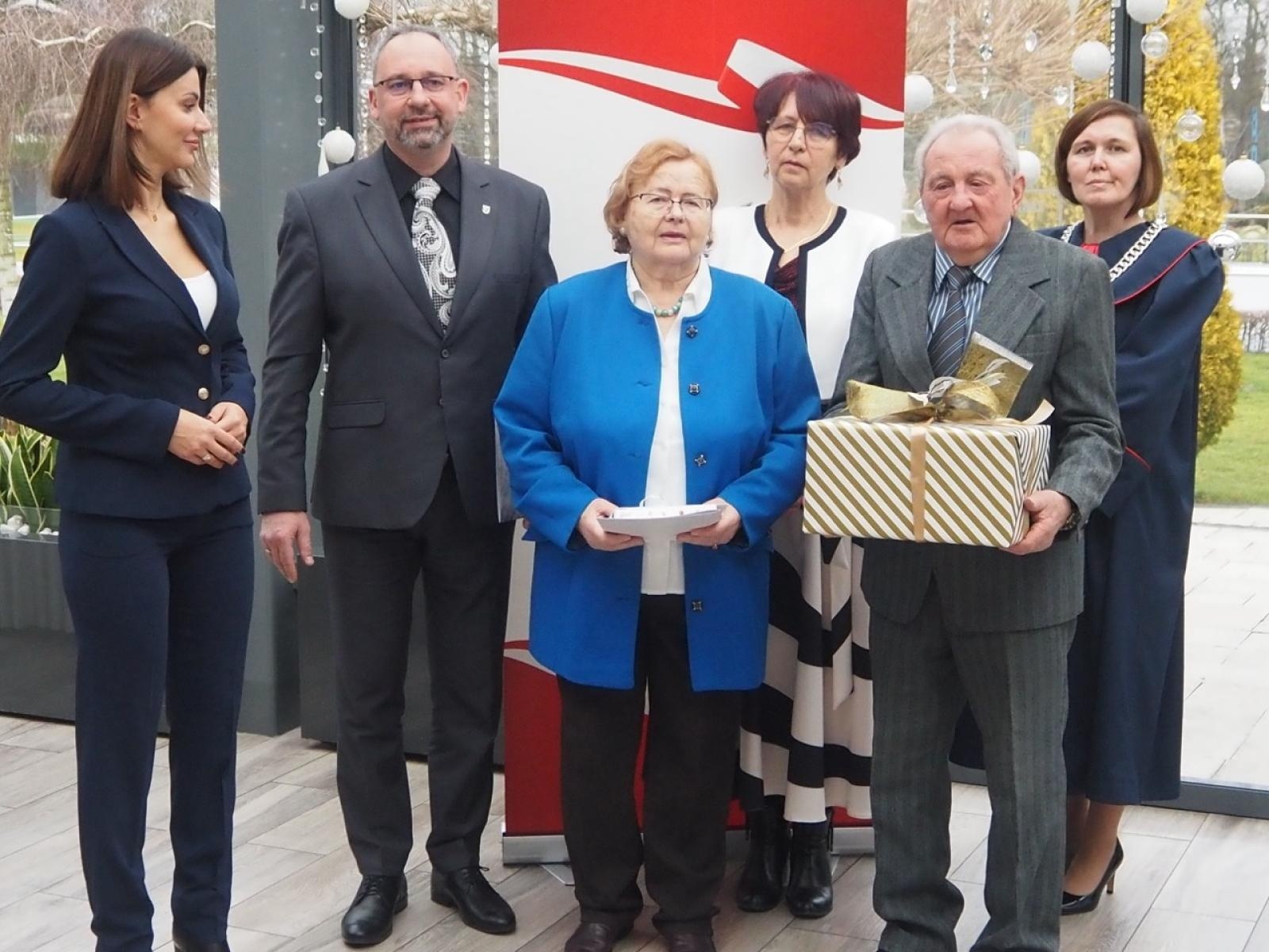 Zdjęcie w galerii na portalu naszraciborz.pl: Dwadzieścia par z gminy Nędza świętowało złote, diamentowe i żelazne gody [FOTO i WIDEO] wiadomości z regionu