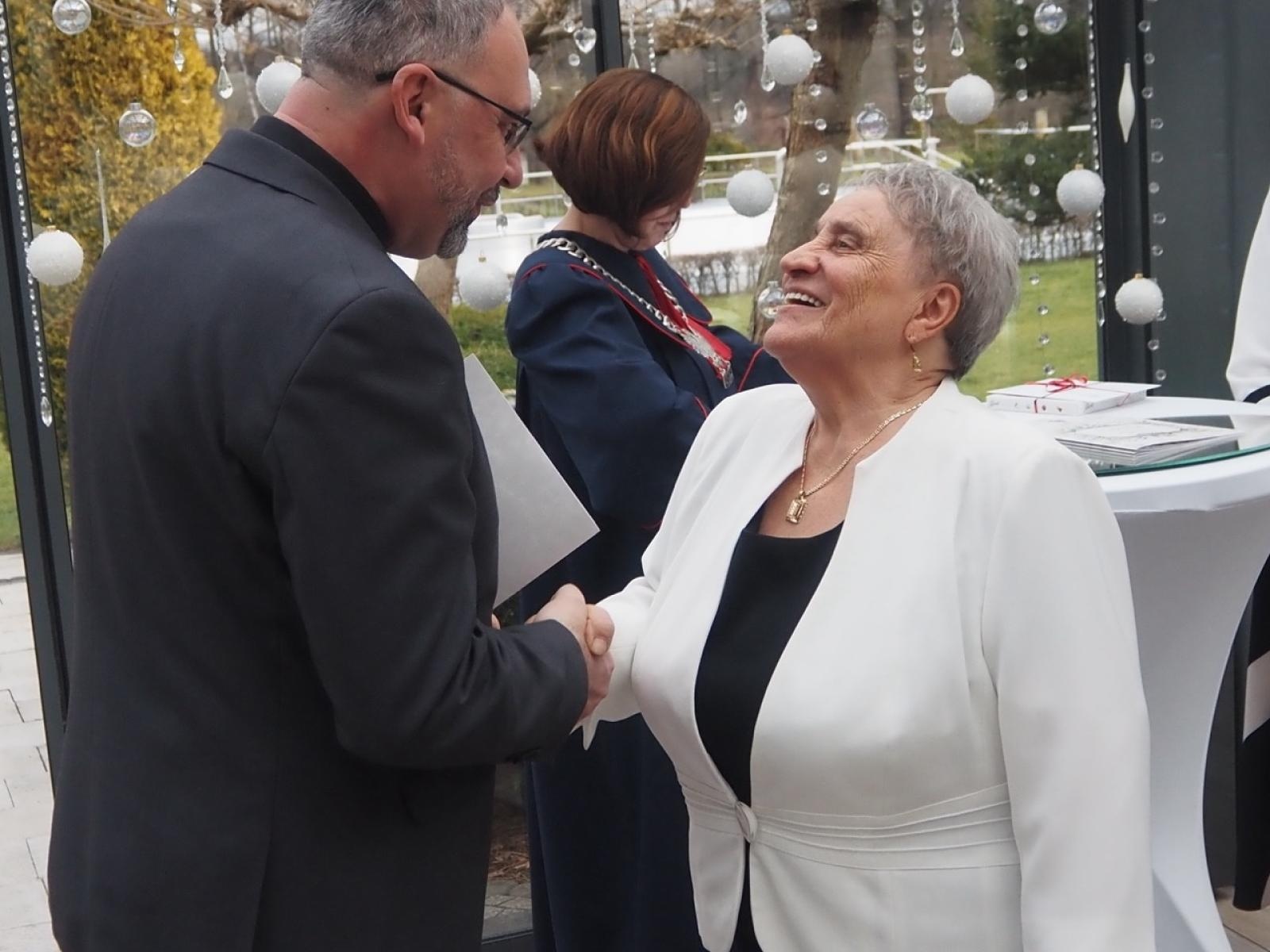 Zdjęcie w galerii na portalu naszraciborz.pl: Dwadzieścia par z gminy Nędza świętowało złote, diamentowe i żelazne gody [FOTO i WIDEO] wiadomości z regionu