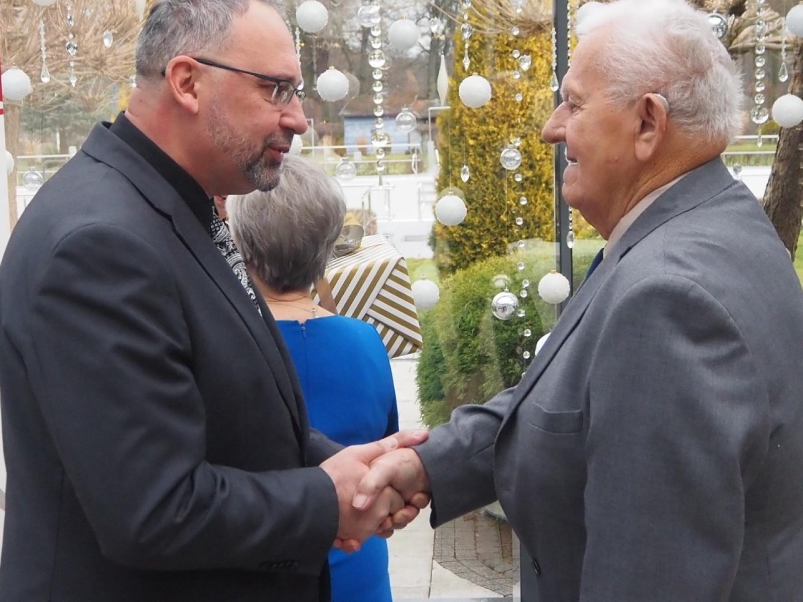 Zdjęcie w galerii na portalu naszraciborz.pl: Dwadzieścia par z gminy Nędza świętowało złote, diamentowe i żelazne gody [FOTO i WIDEO] wiadomości z regionu