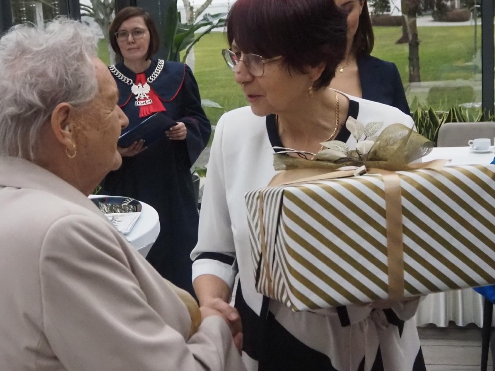 Zdjęcie w galerii na portalu naszraciborz.pl: Dwadzieścia par z gminy Nędza świętowało złote, diamentowe i żelazne gody [FOTO i WIDEO] wiadomości z regionu