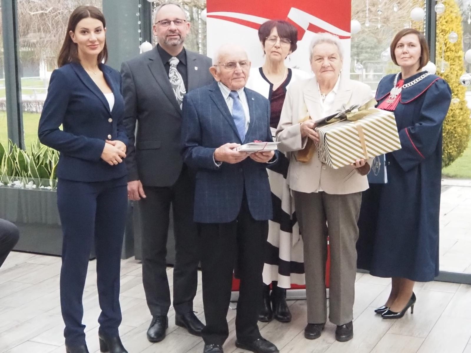 Zdjęcie w galerii na portalu naszraciborz.pl: Dwadzieścia par z gminy Nędza świętowało złote, diamentowe i żelazne gody [FOTO i WIDEO] wiadomości z regionu