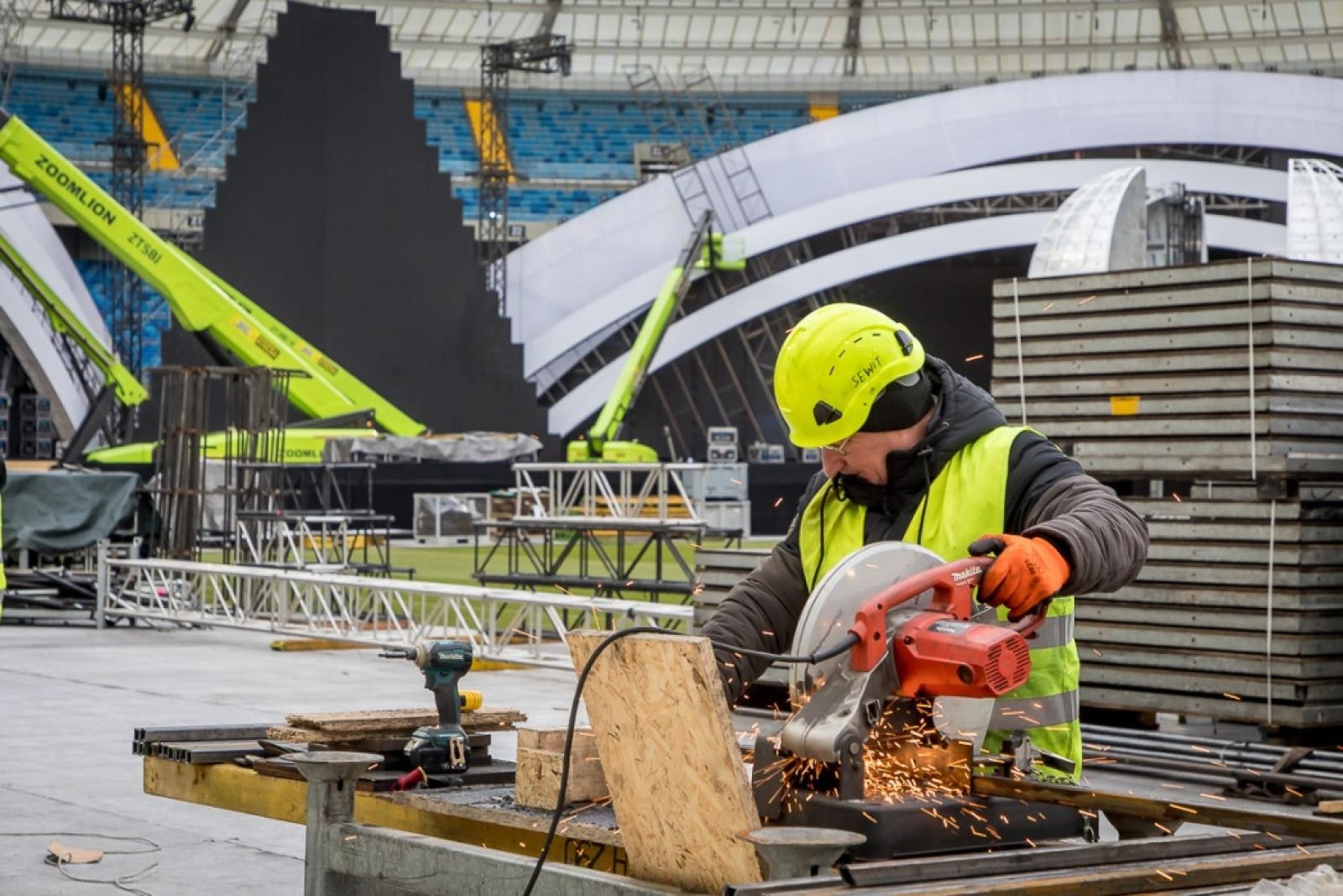 Zdjęcie w galerii na portalu naszraciborz.pl: Spektakularna scena i plejada muzycznych gwiazd. Śląskie ma przepis na najlepszą sylwestrową imprezę w Polsce wiadomości z regionu