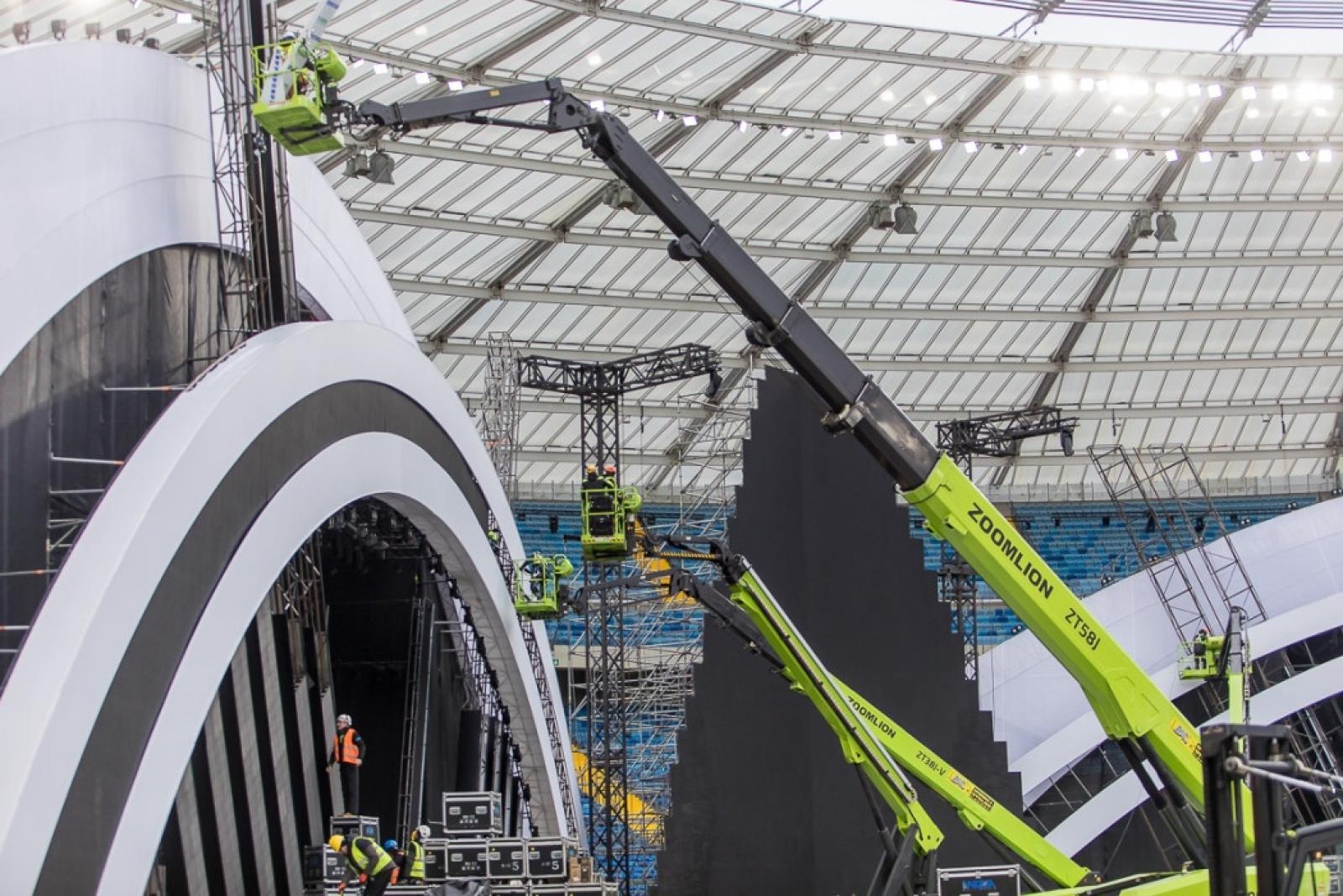 Zdjęcie w galerii na portalu naszraciborz.pl: Spektakularna scena i plejada muzycznych gwiazd. Śląskie ma przepis na najlepszą sylwestrową imprezę w Polsce wiadomości z regionu