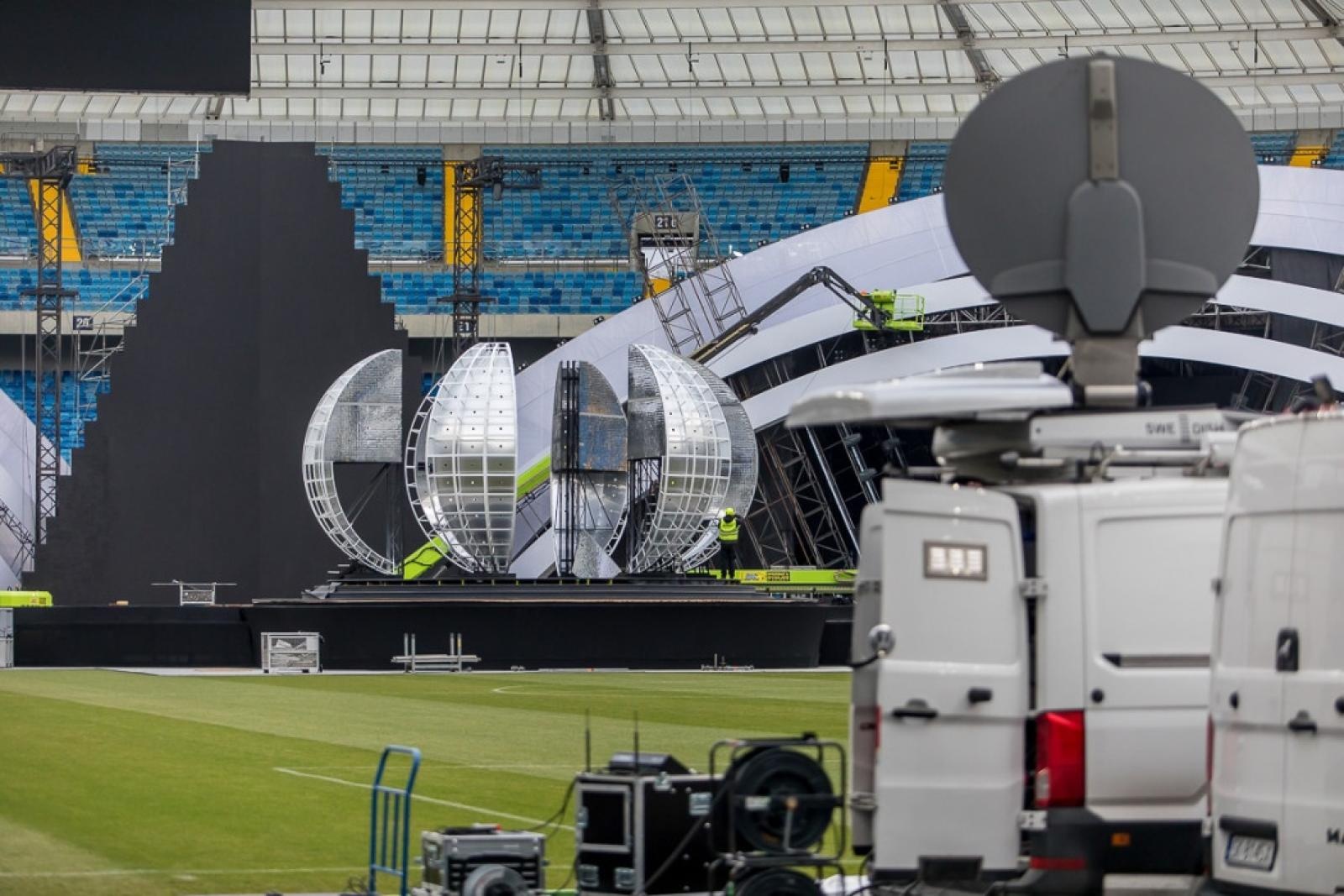 Zdjęcie w galerii na portalu naszraciborz.pl: Spektakularna scena i plejada muzycznych gwiazd. Śląskie ma przepis na najlepszą sylwestrową imprezę w Polsce wiadomości z regionu