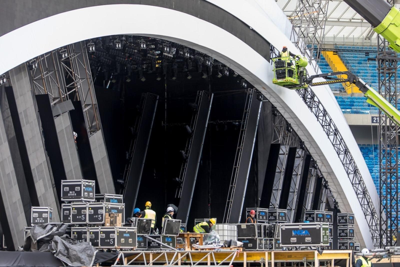 Zdjęcie w galerii na portalu naszraciborz.pl: Spektakularna scena i plejada muzycznych gwiazd. Śląskie ma przepis na najlepszą sylwestrową imprezę w Polsce wiadomości z regionu