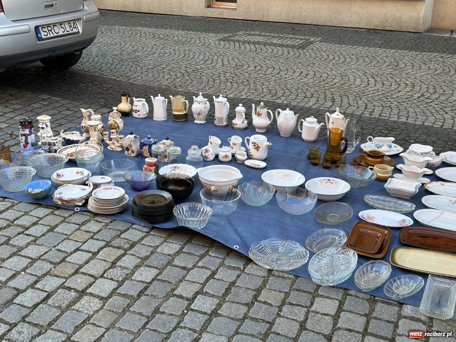 Zdjęcie w galerii na portalu naszraciborz.pl: Ostatni tegoroczny targ staroci w Raciborzu wiadomości z regionu