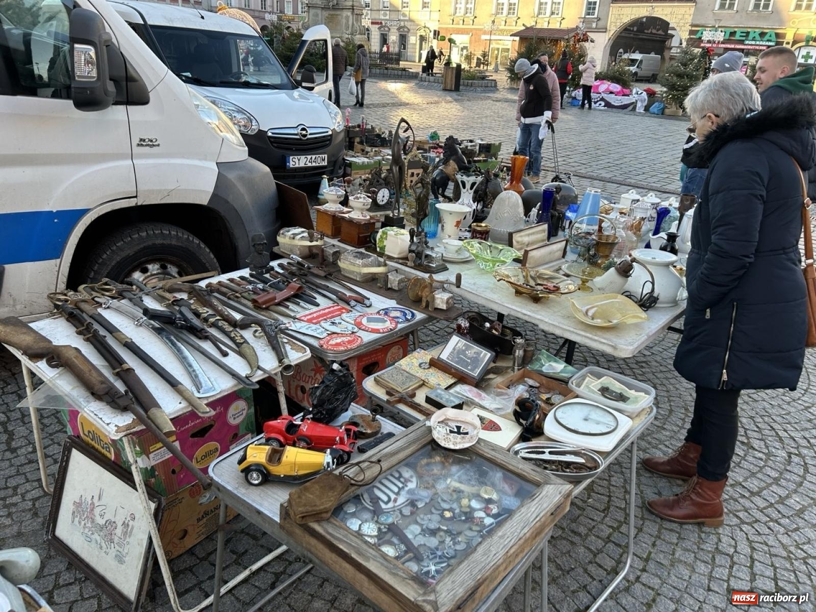 Zdjęcie w galerii na portalu naszraciborz.pl: Ostatni tegoroczny targ staroci w Raciborzu wiadomości z regionu