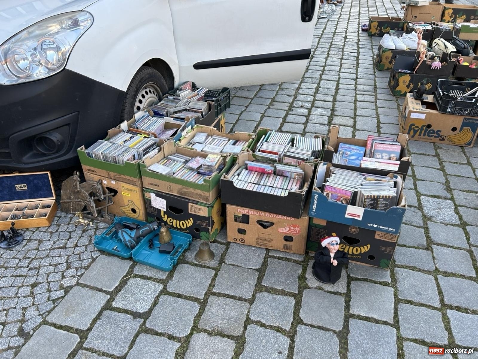 Zdjęcie w galerii na portalu naszraciborz.pl: Ostatni tegoroczny targ staroci w Raciborzu wiadomości z regionu