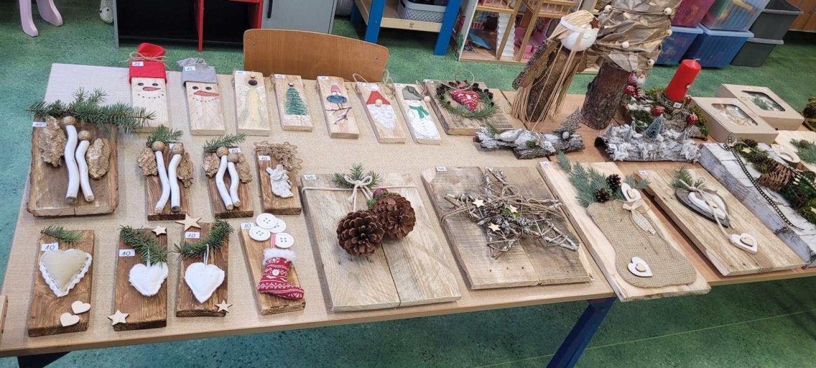 Zdjęcie w galerii na portalu naszraciborz.pl: Wyjątkowy kiermasz świąteczny w Przedszkolu nr 3 w Raciborzu wiadomości z regionu