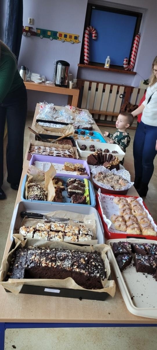 Zdjęcie w galerii na portalu naszraciborz.pl: Wyjątkowy kiermasz świąteczny w Przedszkolu nr 3 w Raciborzu wiadomości z regionu