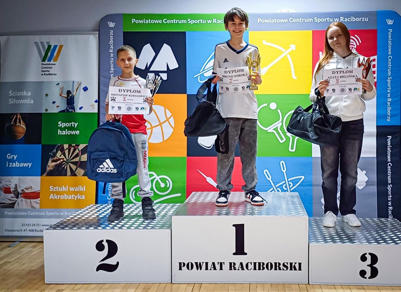 Zdjęcie w galerii na portalu naszraciborz.pl: X Runda Ligi Steel Darta Powiat Raciborski – Wyniki wiadomości z regionu