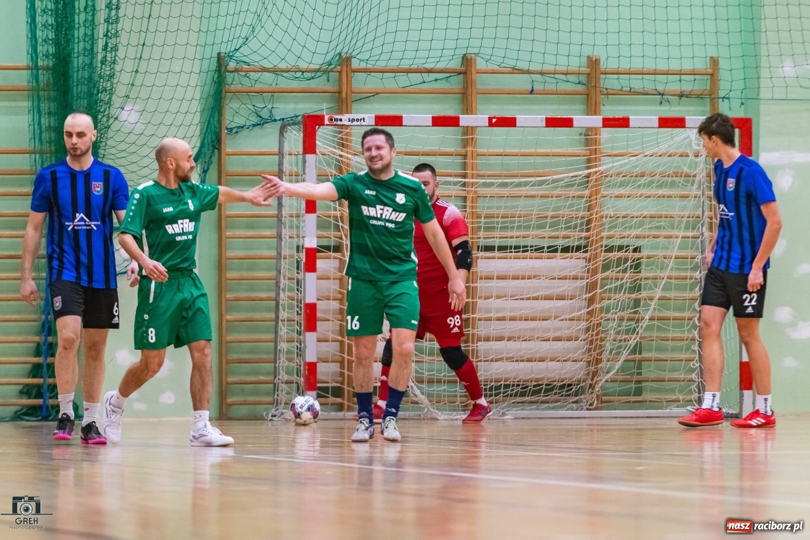 Zdjęcie w galerii na portalu naszraciborz.pl: Sobotnie emocje w HLPN [FOTO] wiadomości z regionu