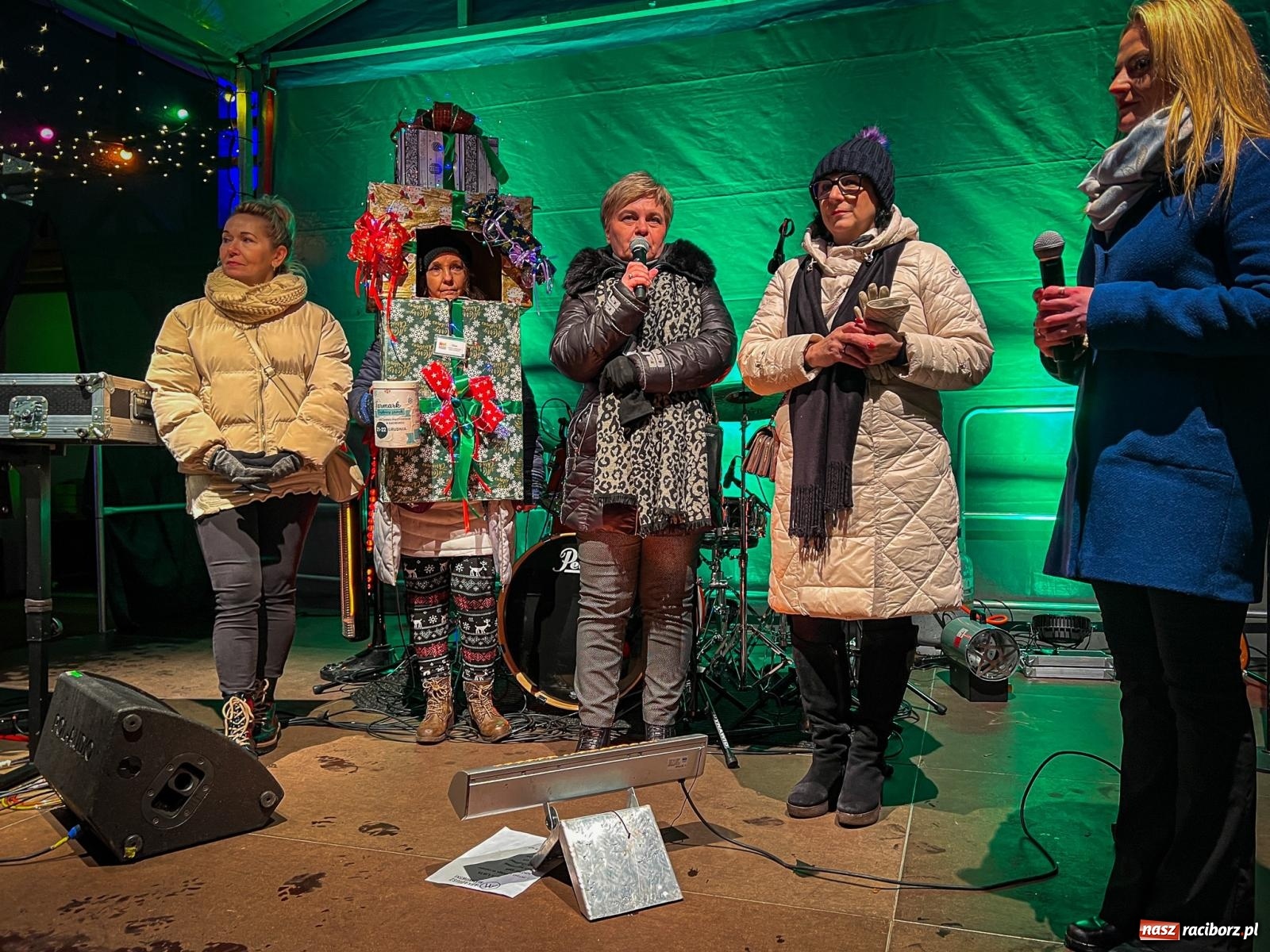 Zdjęcie w galerii na portalu naszraciborz.pl: Bajkowy zamek 2024 za nami. Cztery weekendy przedświątecznej zabawy w dawnej siedzibie Piastów wiadomości z regionu