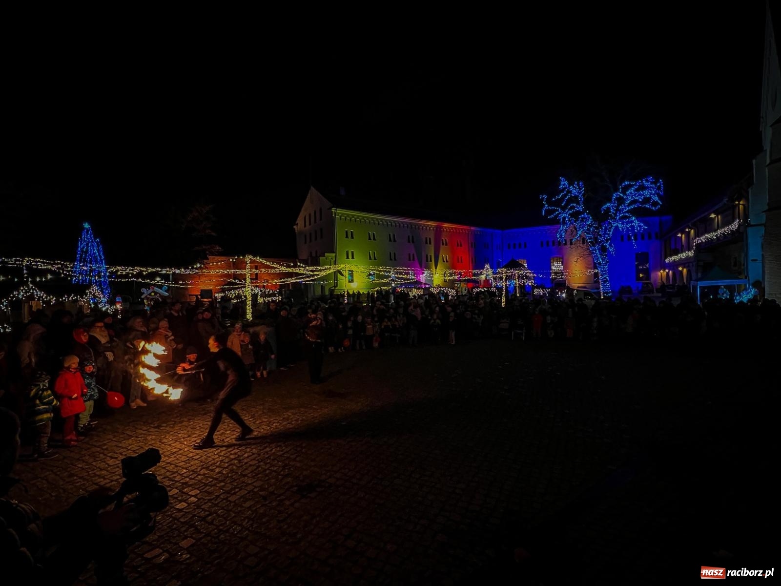 Zdjęcie w galerii na portalu naszraciborz.pl: Bajkowy zamek 2024 za nami. Cztery weekendy przedświątecznej zabawy w dawnej siedzibie Piastów wiadomości z regionu