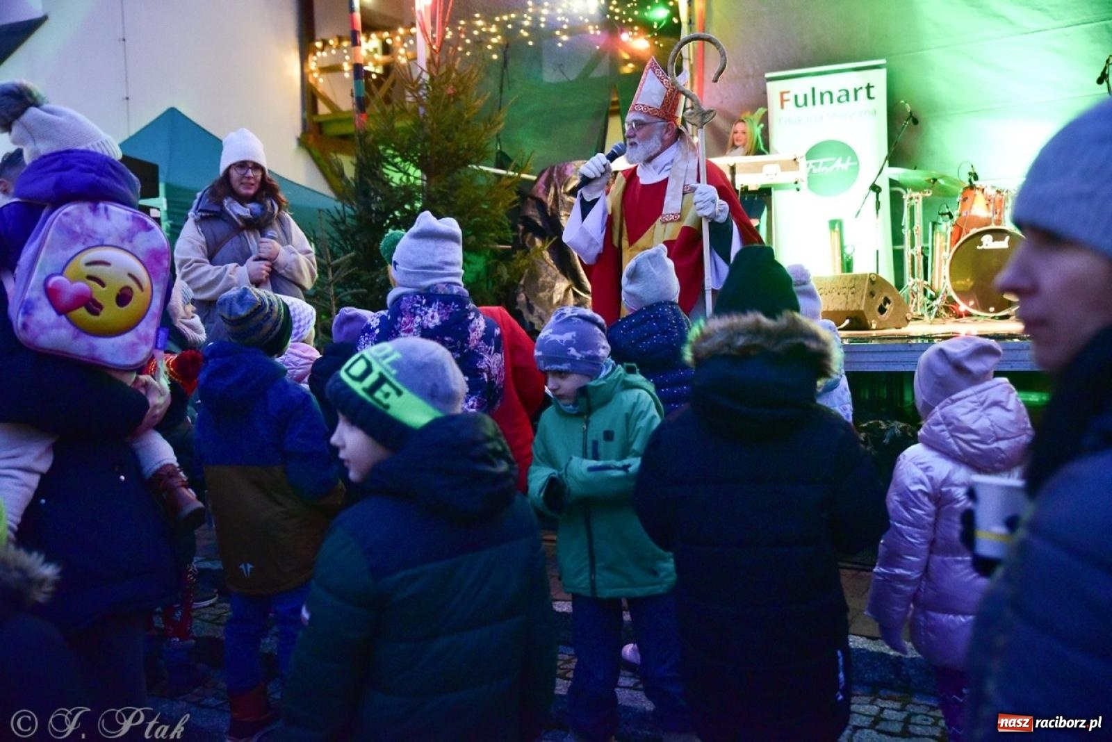 Zdjęcie w galerii na portalu naszraciborz.pl: Bajkowy zamek 2024 za nami. Cztery weekendy przedświątecznej zabawy w dawnej siedzibie Piastów wiadomości z regionu
