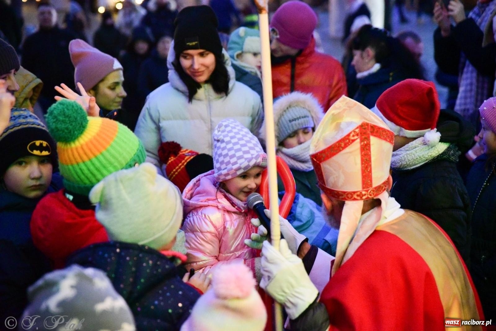Zdjęcie w galerii na portalu naszraciborz.pl: Bajkowy zamek 2024 za nami. Cztery weekendy przedświątecznej zabawy w dawnej siedzibie Piastów wiadomości z regionu