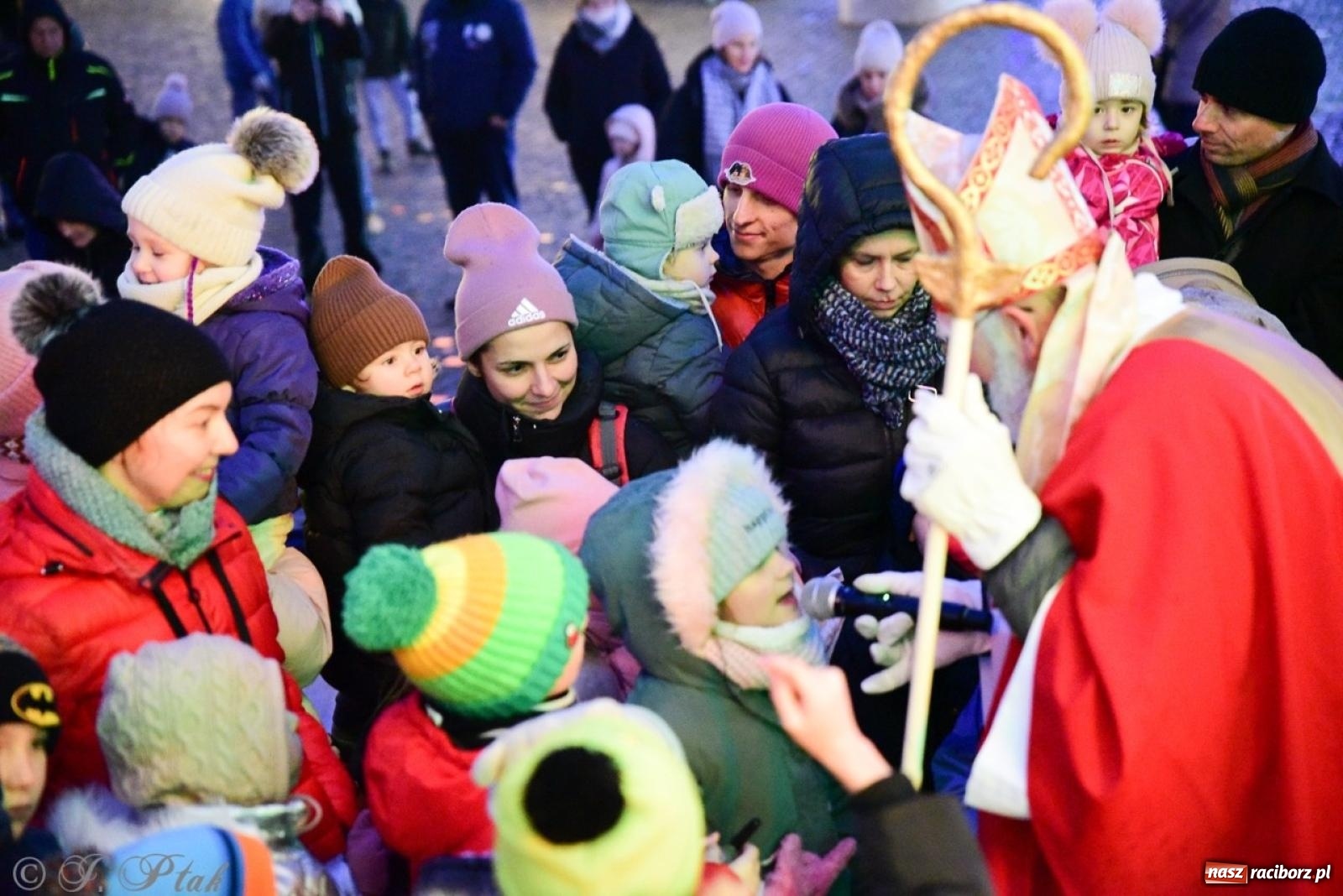 Zdjęcie w galerii na portalu naszraciborz.pl: Bajkowy zamek 2024 za nami. Cztery weekendy przedświątecznej zabawy w dawnej siedzibie Piastów wiadomości z regionu