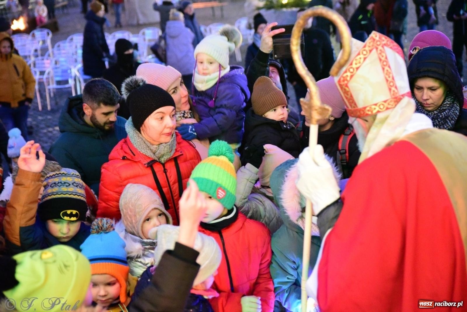Zdjęcie w galerii na portalu naszraciborz.pl: Bajkowy zamek 2024 za nami. Cztery weekendy przedświątecznej zabawy w dawnej siedzibie Piastów wiadomości z regionu