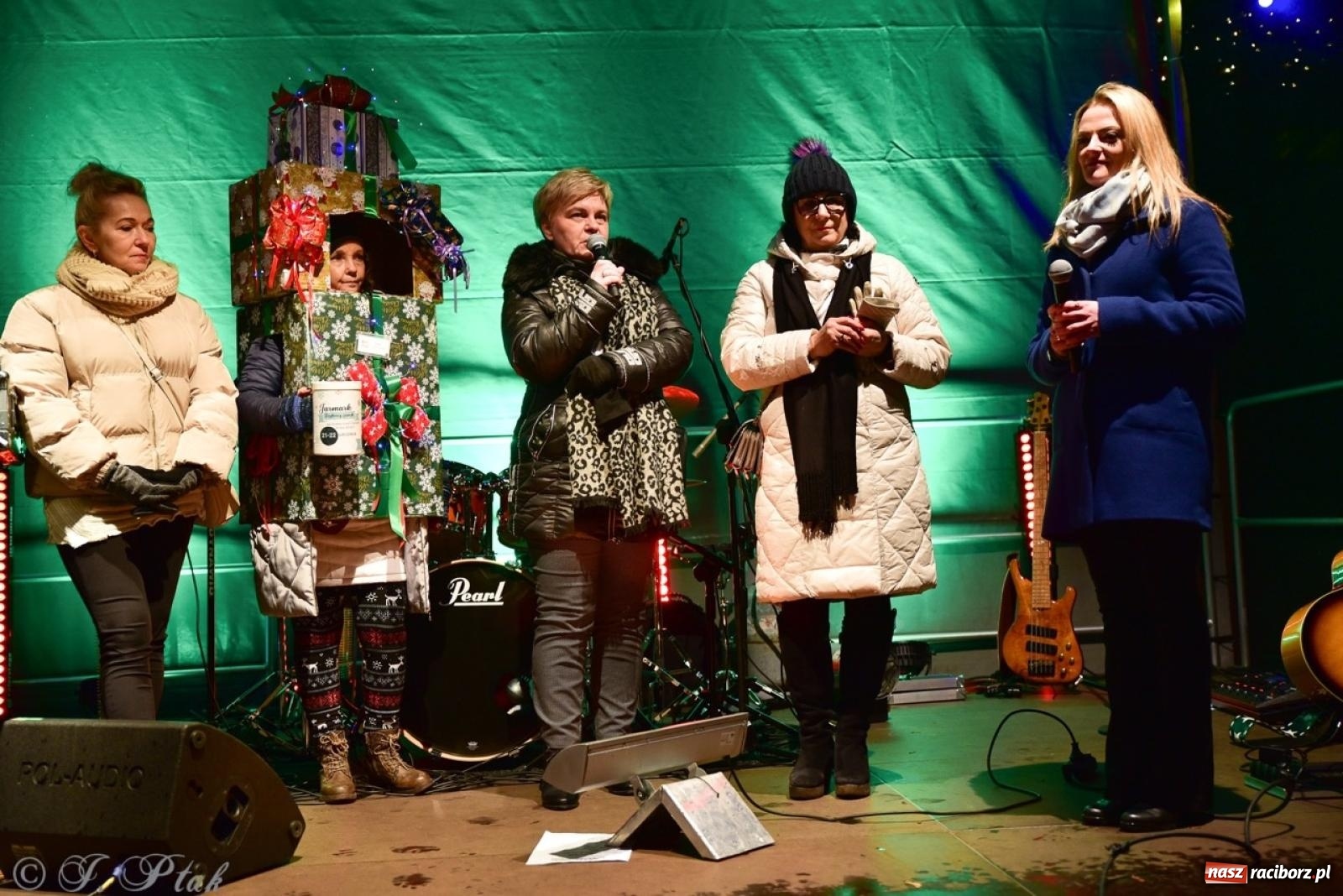 Zdjęcie w galerii na portalu naszraciborz.pl: Bajkowy zamek 2024 za nami. Cztery weekendy przedświątecznej zabawy w dawnej siedzibie Piastów wiadomości z regionu