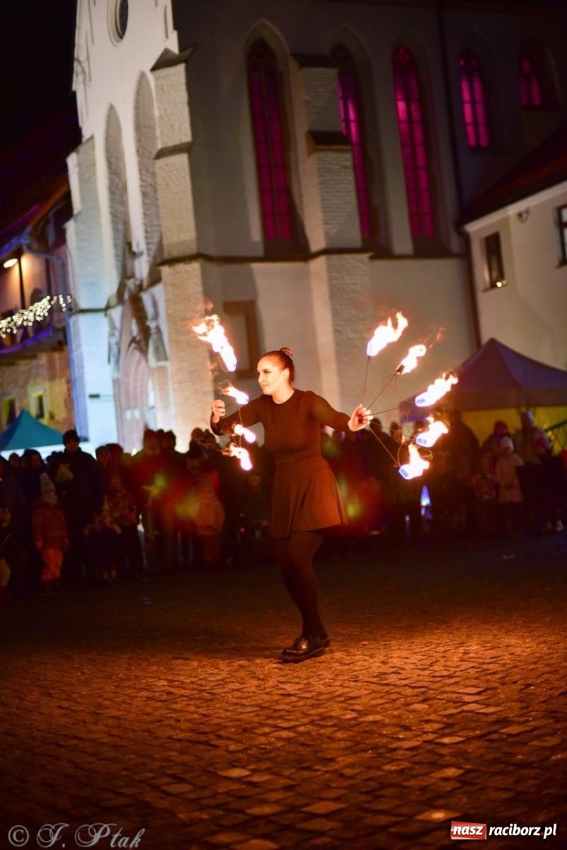Zdjęcie w galerii na portalu naszraciborz.pl: Bajkowy zamek 2024 za nami. Cztery weekendy przedświątecznej zabawy w dawnej siedzibie Piastów wiadomości z regionu