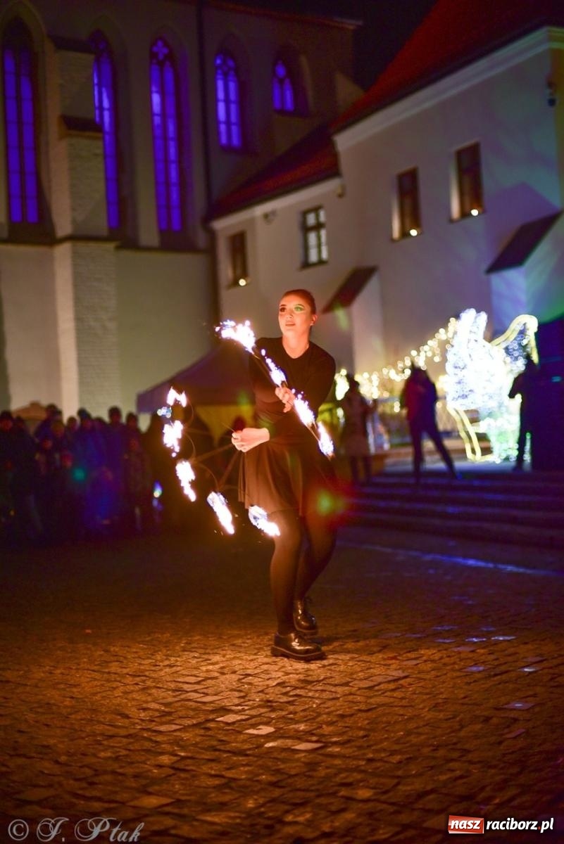 Zdjęcie w galerii na portalu naszraciborz.pl: Bajkowy zamek 2024 za nami. Cztery weekendy przedświątecznej zabawy w dawnej siedzibie Piastów wiadomości z regionu