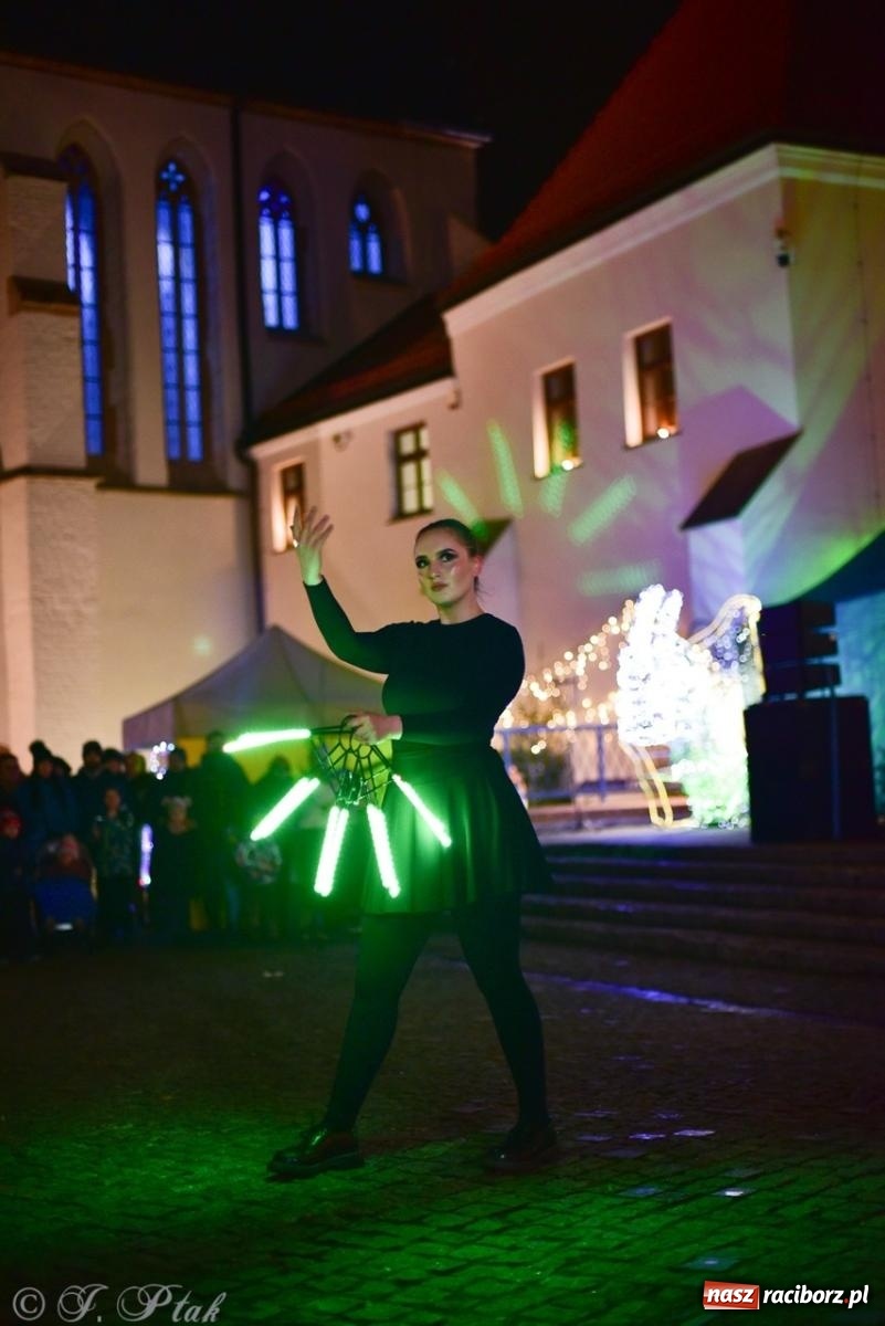 Zdjęcie w galerii na portalu naszraciborz.pl: Bajkowy zamek 2024 za nami. Cztery weekendy przedświątecznej zabawy w dawnej siedzibie Piastów wiadomości z regionu