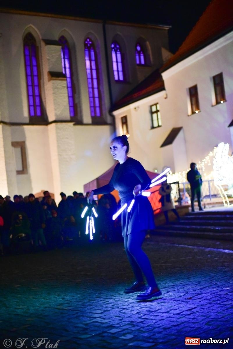 Zdjęcie w galerii na portalu naszraciborz.pl: Bajkowy zamek 2024 za nami. Cztery weekendy przedświątecznej zabawy w dawnej siedzibie Piastów wiadomości z regionu