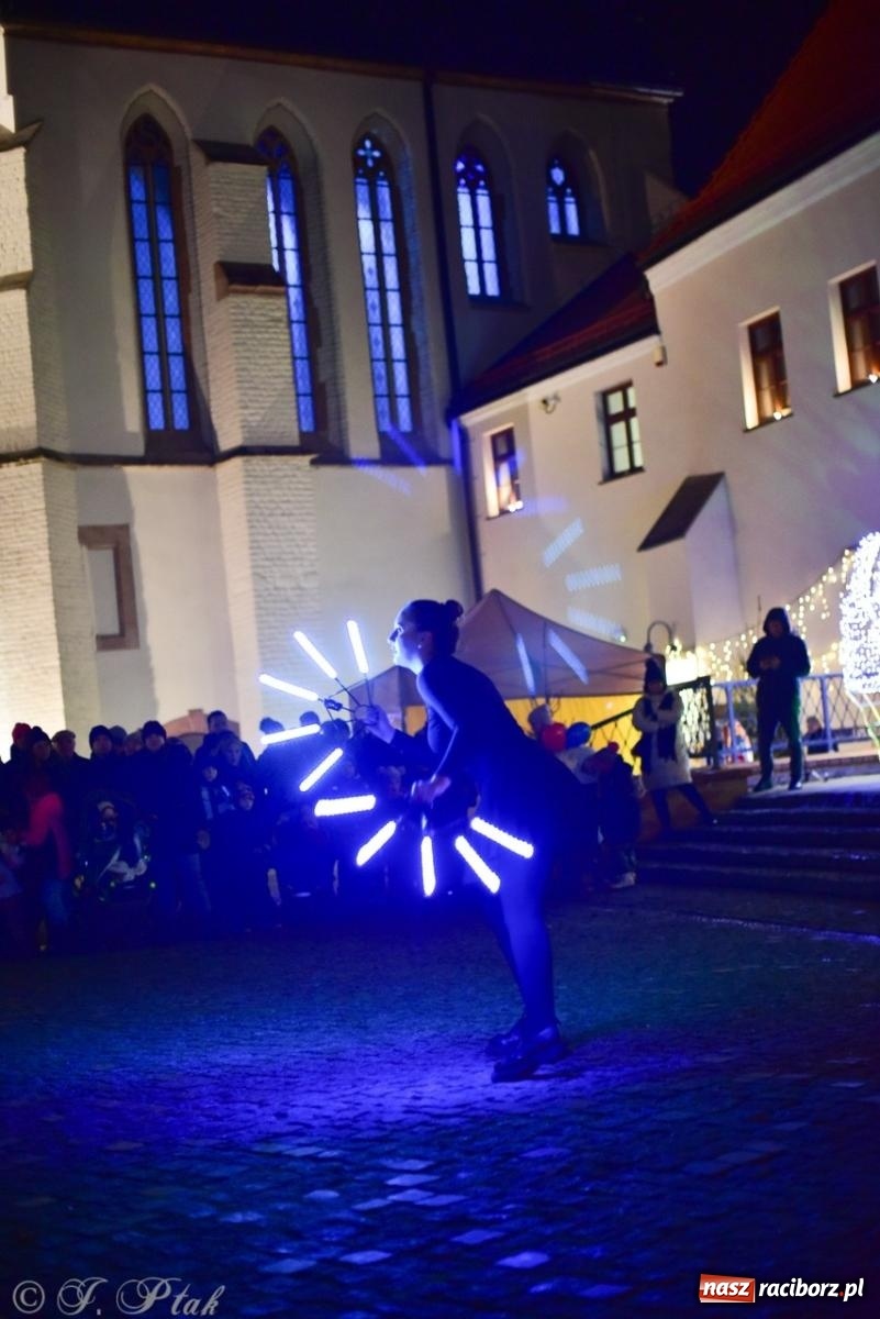 Zdjęcie w galerii na portalu naszraciborz.pl: Bajkowy zamek 2024 za nami. Cztery weekendy przedświątecznej zabawy w dawnej siedzibie Piastów wiadomości z regionu