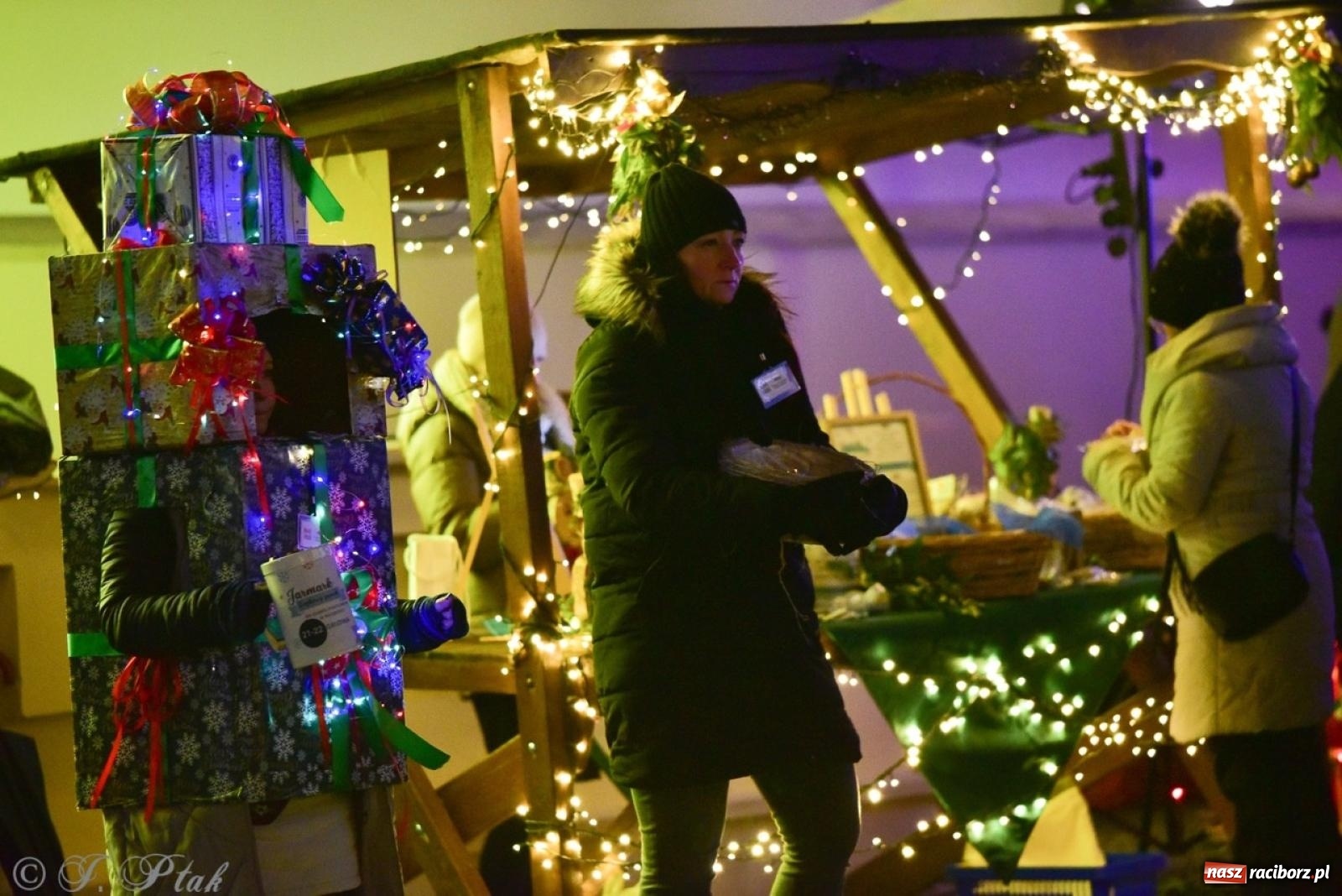 Zdjęcie w galerii na portalu naszraciborz.pl: Bajkowy zamek 2024 za nami. Cztery weekendy przedświątecznej zabawy w dawnej siedzibie Piastów wiadomości z regionu