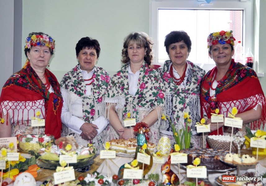 Zdjęcie w galerii na portalu naszraciborz.pl: W Pietrowicach serwowano super jadło wiadomości z regionu