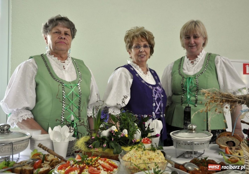 Zdjęcie w galerii na portalu naszraciborz.pl: W Pietrowicach serwowano super jadło wiadomości z regionu