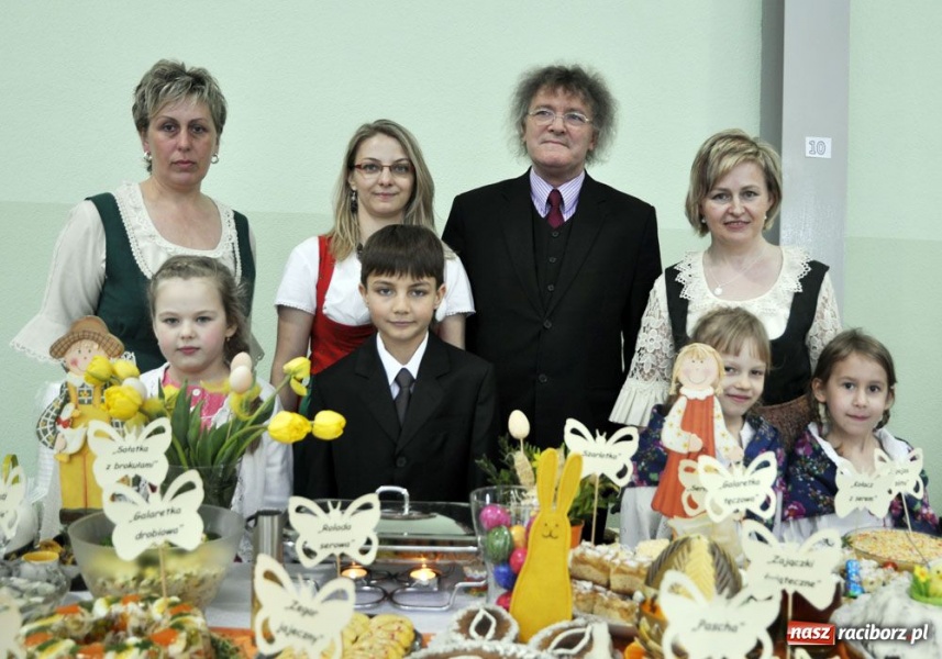 Zdjęcie w galerii na portalu naszraciborz.pl: W Pietrowicach serwowano super jadło wiadomości z regionu