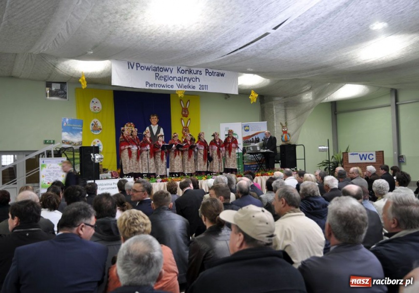 Zdjęcie w galerii na portalu naszraciborz.pl: W Pietrowicach serwowano super jadło wiadomości z regionu