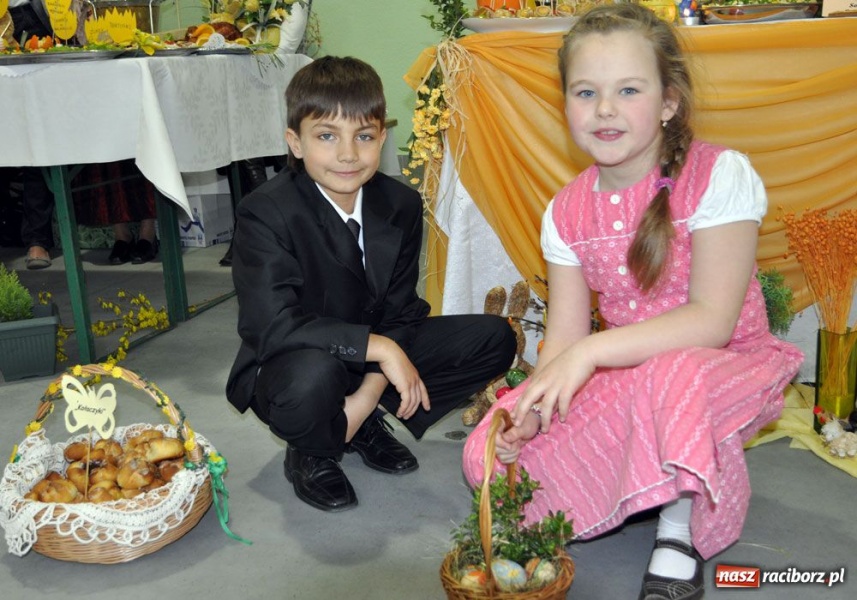 Zdjęcie w galerii na portalu naszraciborz.pl: W Pietrowicach serwowano super jadło wiadomości z regionu