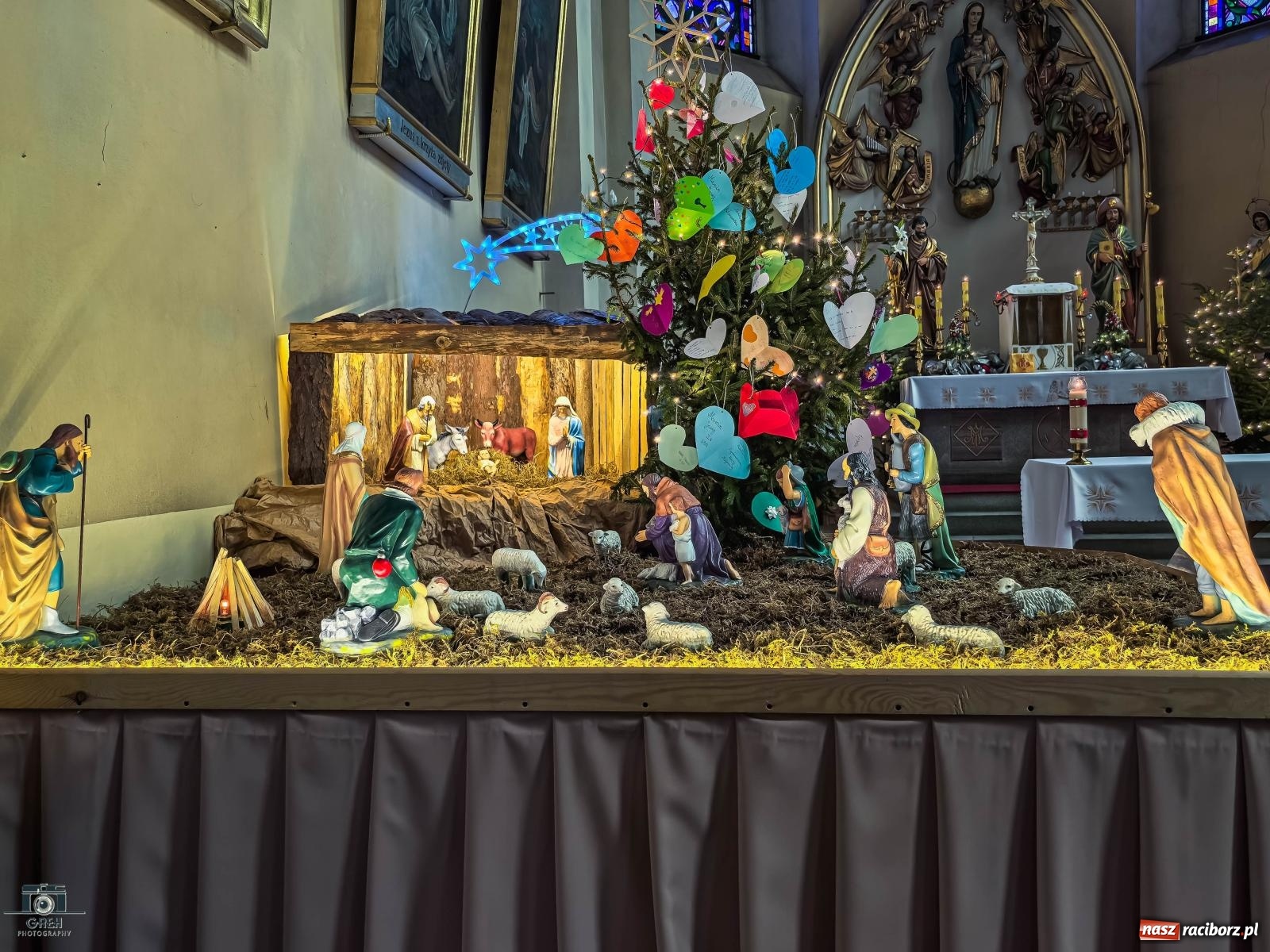 Zdjęcie w galerii na portalu naszraciborz.pl: Tradycja szopek bożonarodzeniowych w raciborskich kościołach [FOTO] wiadomości z regionu