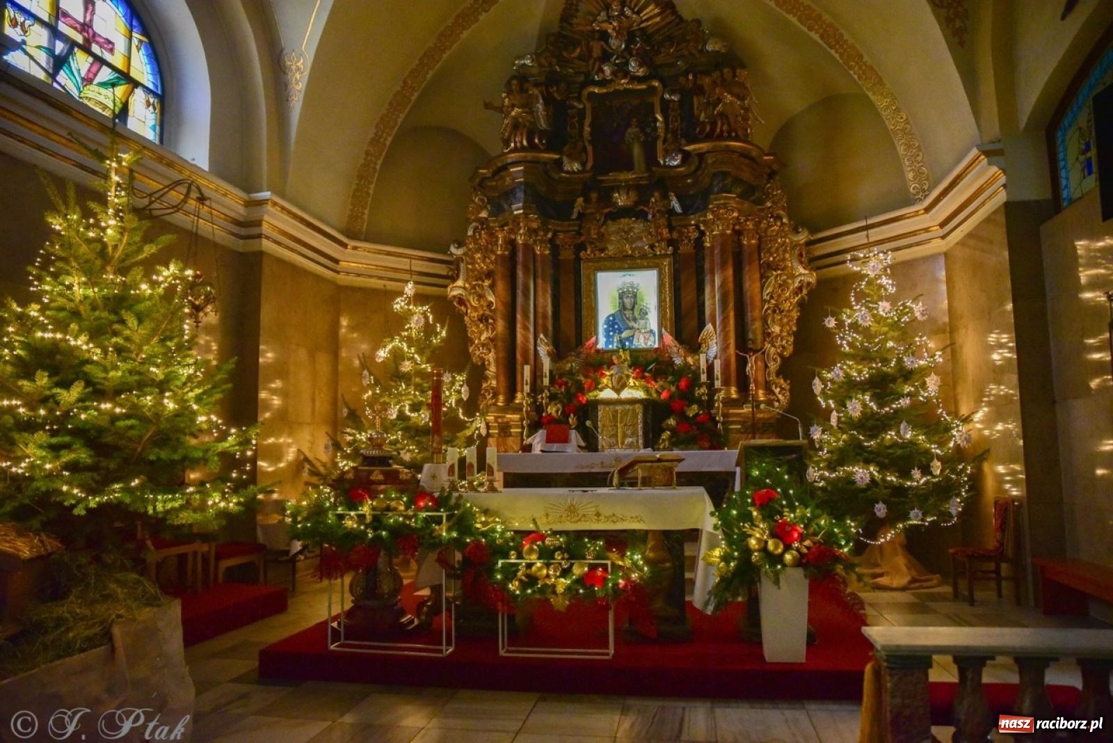Zdjęcie w galerii na portalu naszraciborz.pl: Tradycja szopek bożonarodzeniowych w raciborskich kościołach [FOTO] wiadomości z regionu