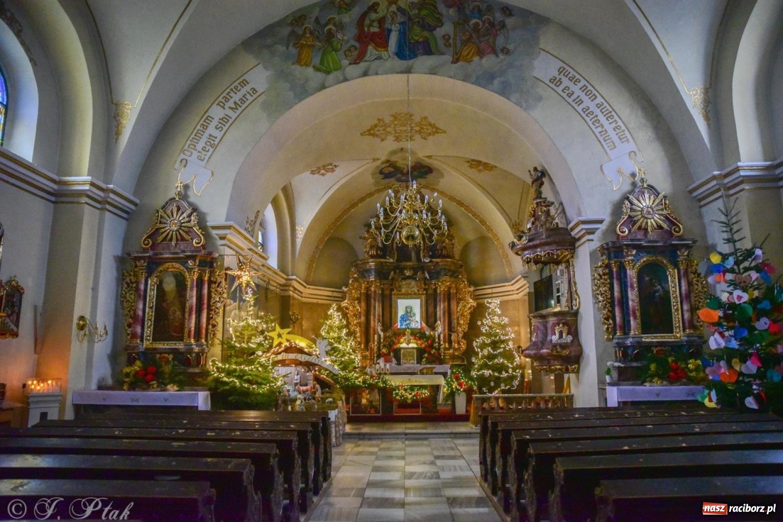 Zdjęcie w galerii na portalu naszraciborz.pl: Tradycja szopek bożonarodzeniowych w raciborskich kościołach [FOTO] wiadomości z regionu