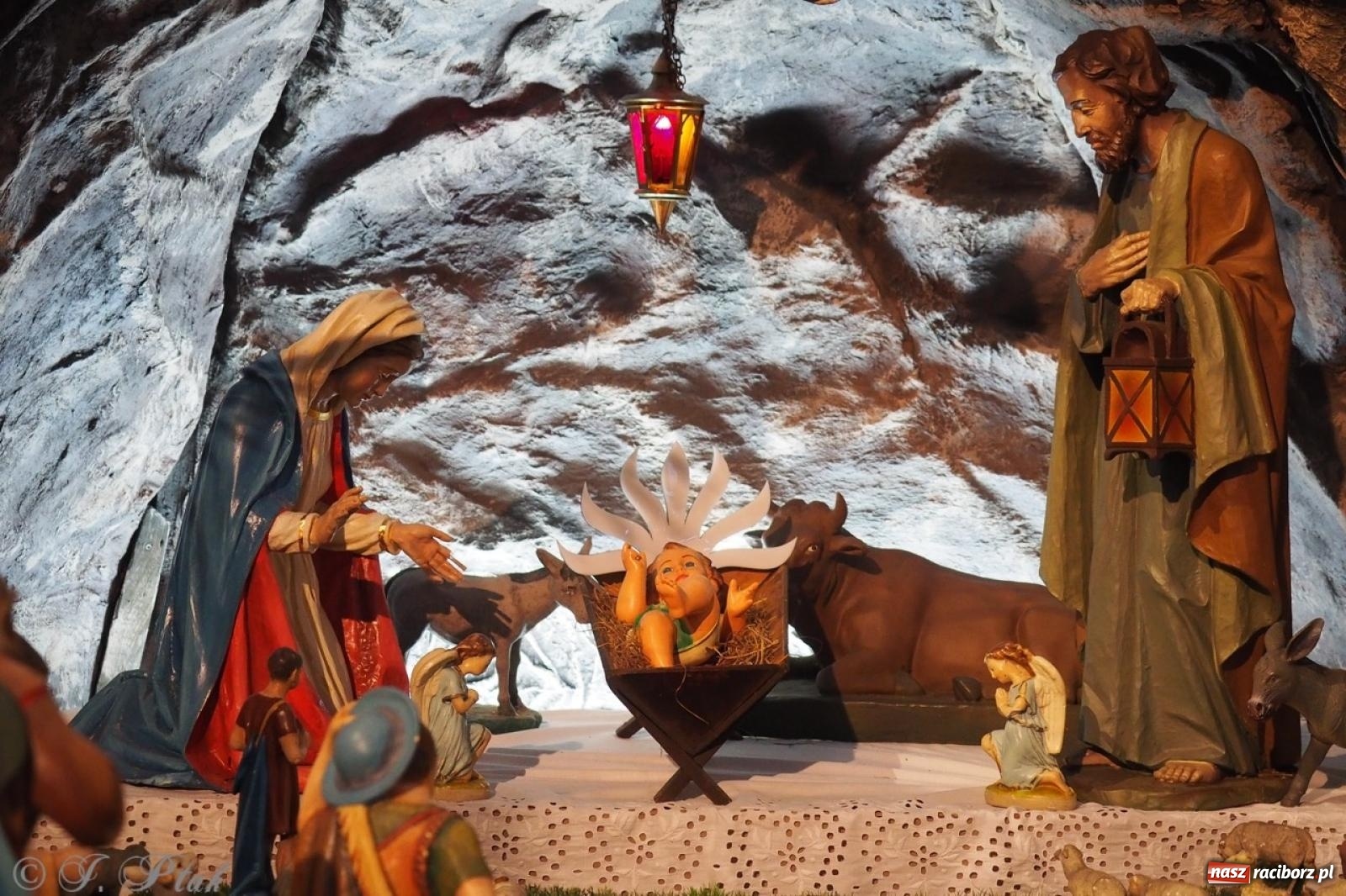Zdjęcie w galerii na portalu naszraciborz.pl: Tradycja szopek bożonarodzeniowych w raciborskich kościołach [FOTO] wiadomości z regionu