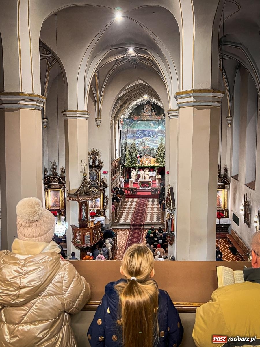 Zdjęcie w galerii na portalu naszraciborz.pl: Cicha noc, święta noc z raciborskiej fary [WIDEO] wiadomości z regionu