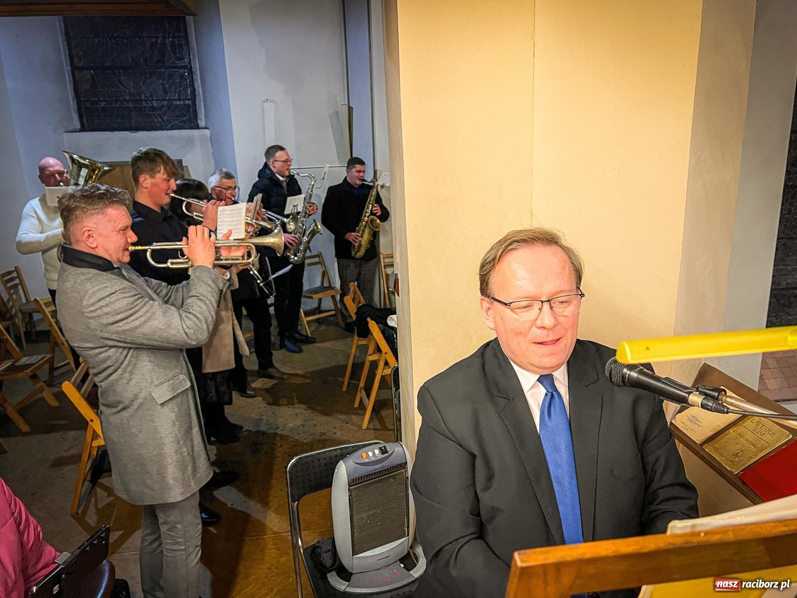 Zdjęcie w galerii na portalu naszraciborz.pl: Cicha noc, święta noc z raciborskiej fary [WIDEO] wiadomości z regionu